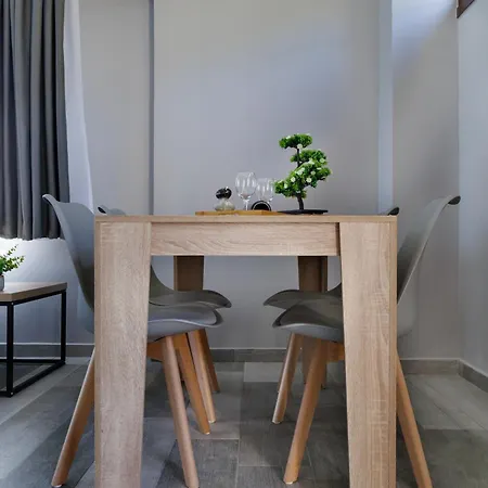 Apartment Petradi Luxury Nea Roda