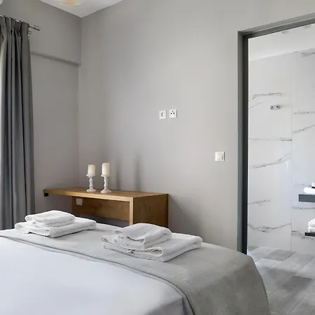 Petradi Luxury Nea Roda